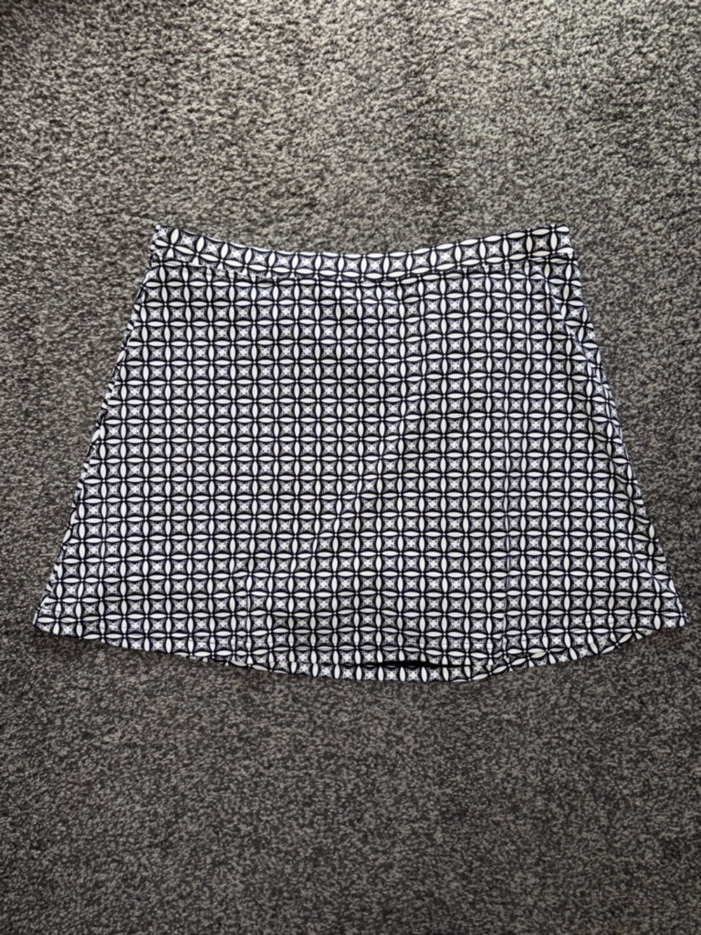 Coolibar UPF50+ Geometric Print A-Line Skort Black & White Size Large - Picture 2 of 11